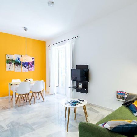 Uniko Home Sevilla ภายนอก รูปภาพ