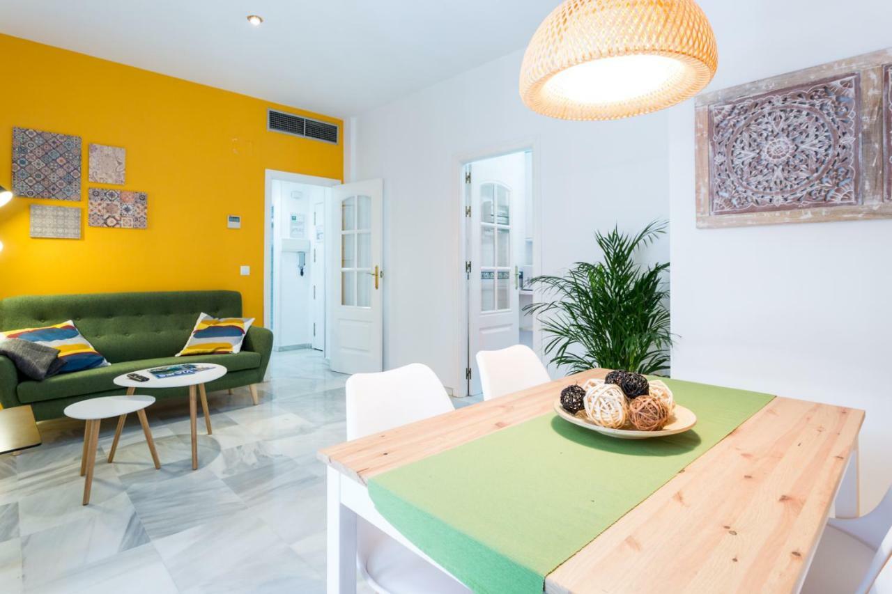 Uniko Home Sevilla ภายนอก รูปภาพ