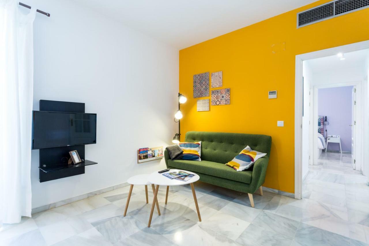 Uniko Home Sevilla ภายนอก รูปภาพ