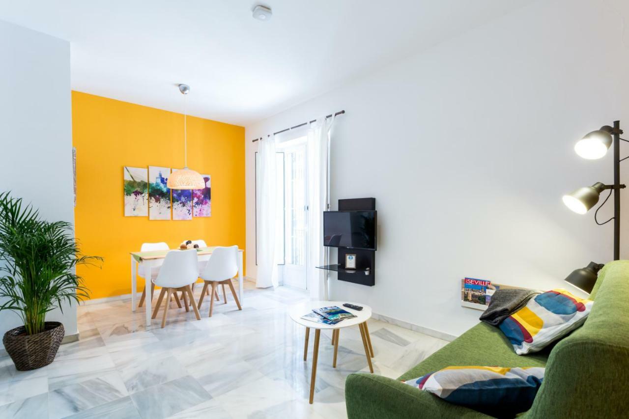 Uniko Home Sevilla ภายนอก รูปภาพ