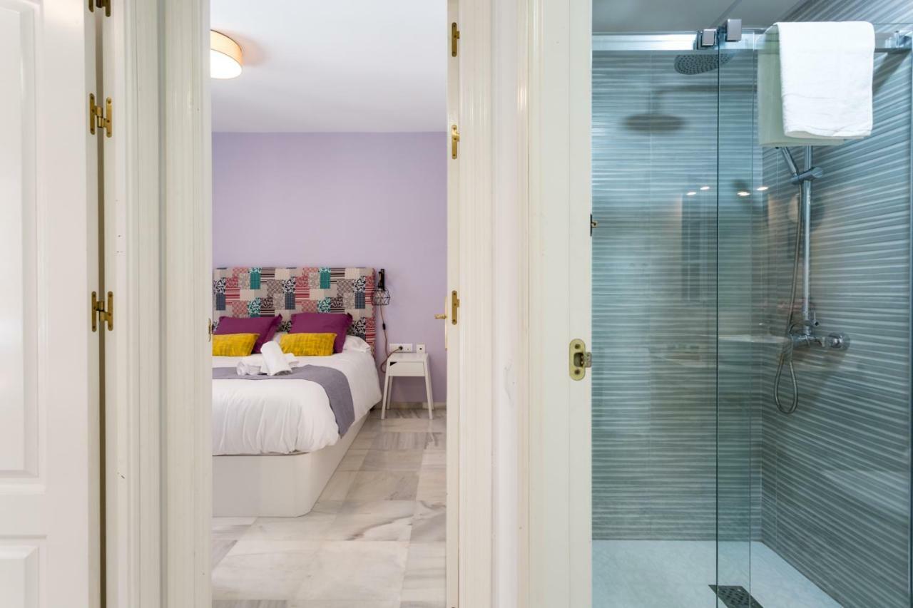 Uniko Home Sevilla ภายนอก รูปภาพ