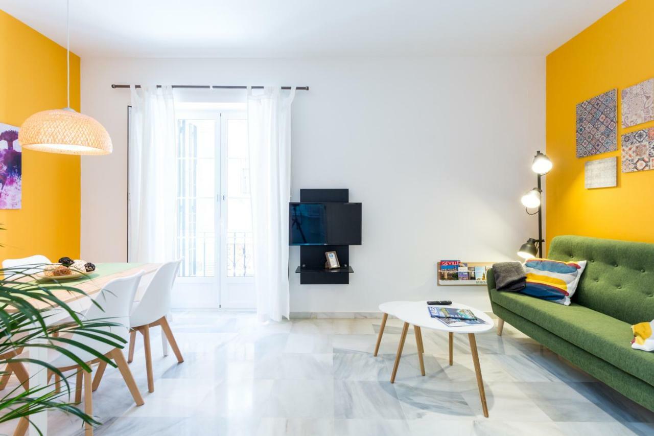 Uniko Home Sevilla ภายนอก รูปภาพ
